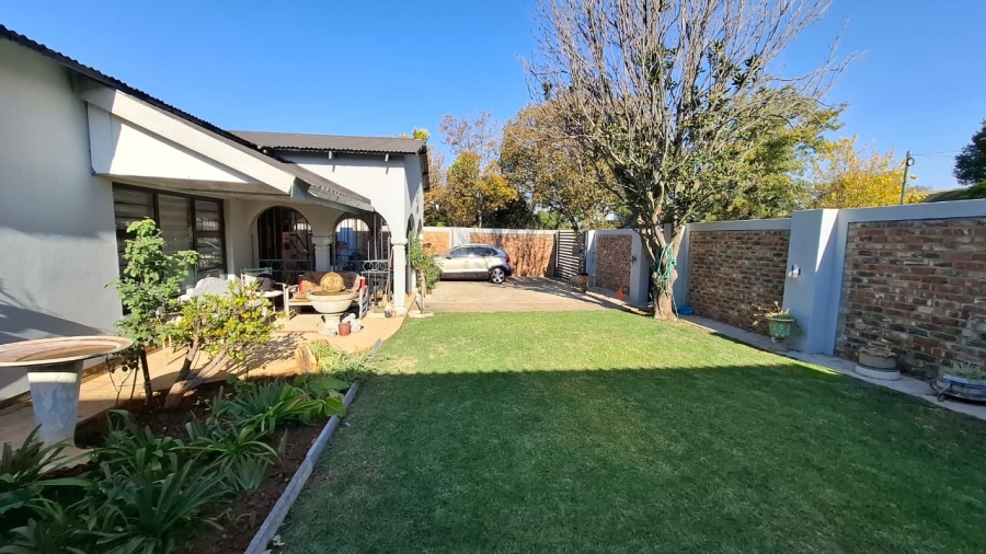 3 Bedroom Property for Sale in Elandia North West